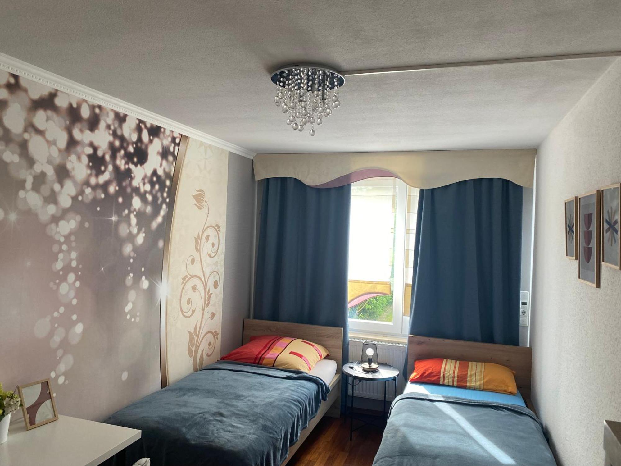 Ruhiges Zimmer Im Gasthaus Essen Exterior foto